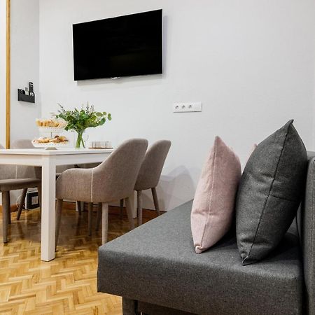 Centrico Apartamento Con 3 Banos En Puerta Del Sol Y Atocha Madrid Exteriér fotografie