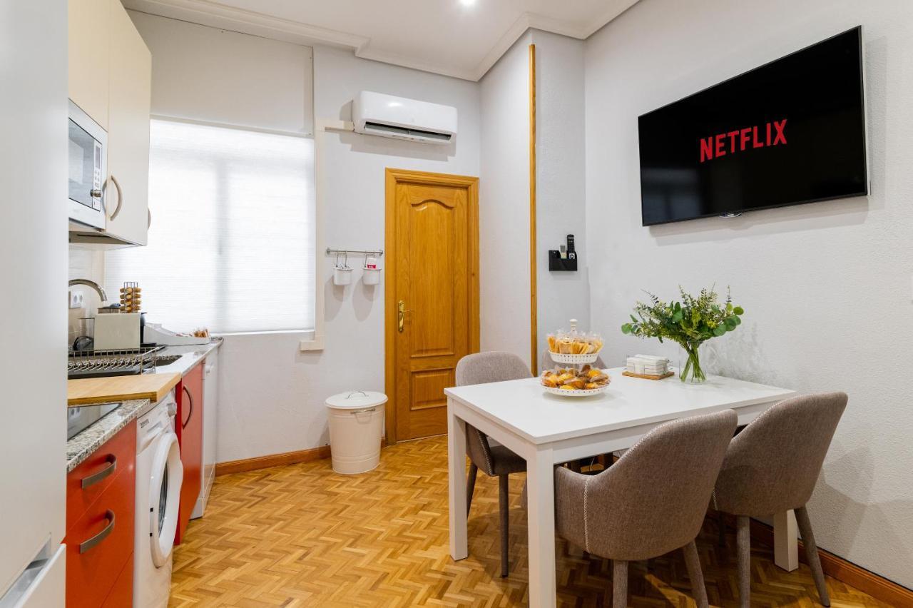 Centrico Apartamento Con 3 Banos En Puerta Del Sol Y Atocha Madrid Exteriér fotografie