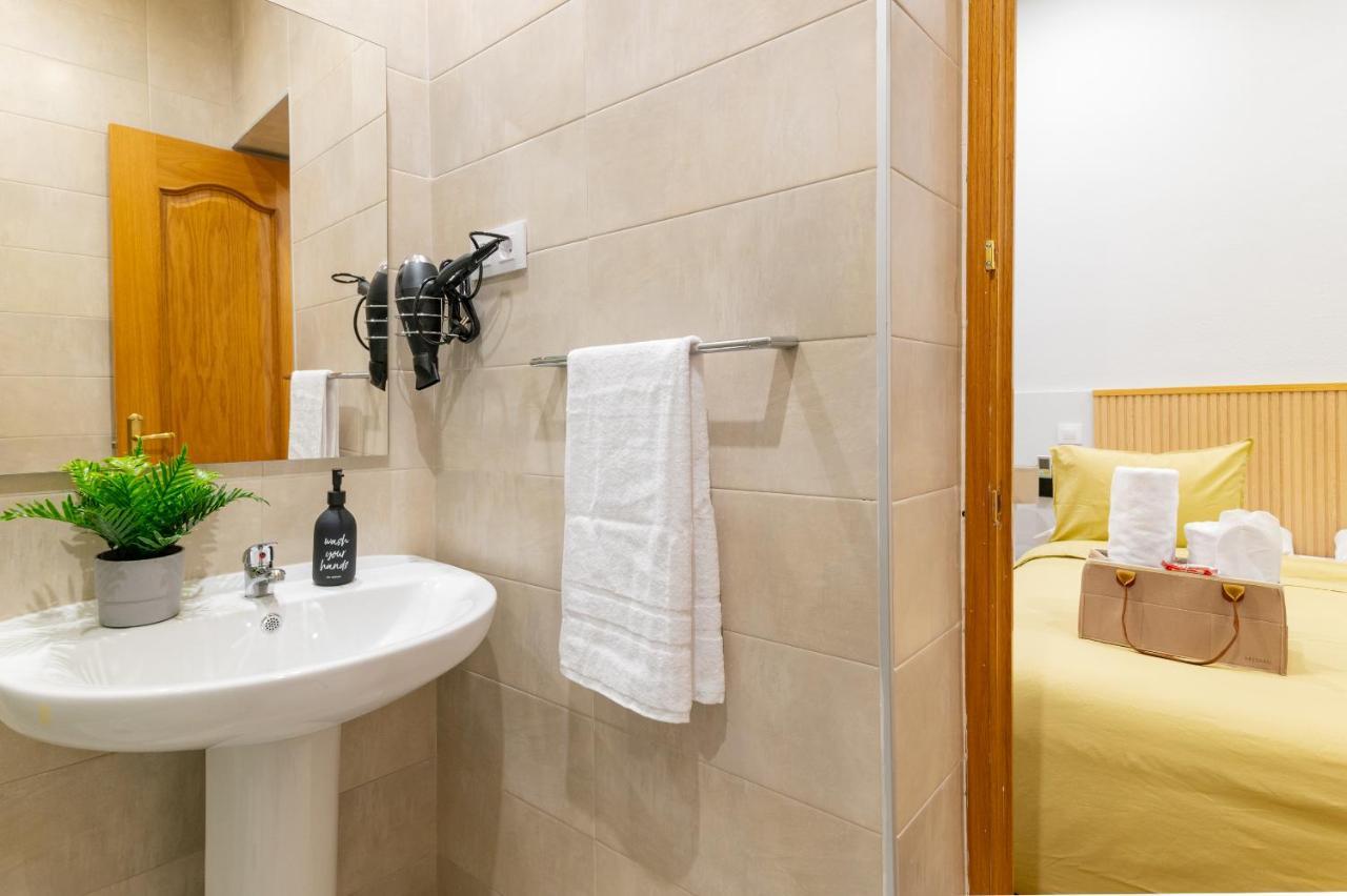 Centrico Apartamento Con 3 Banos En Puerta Del Sol Y Atocha Madrid Exteriér fotografie