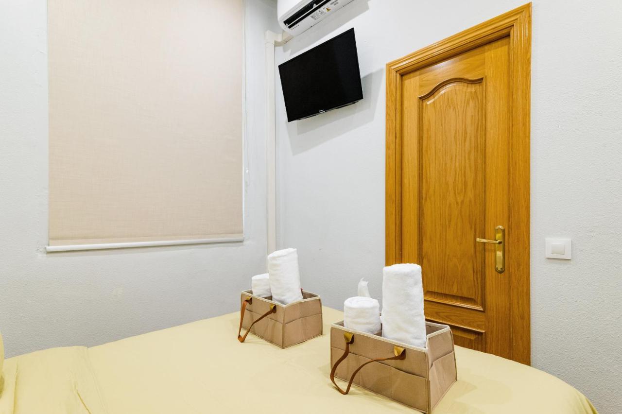 Centrico Apartamento Con 3 Banos En Puerta Del Sol Y Atocha Madrid Exteriér fotografie