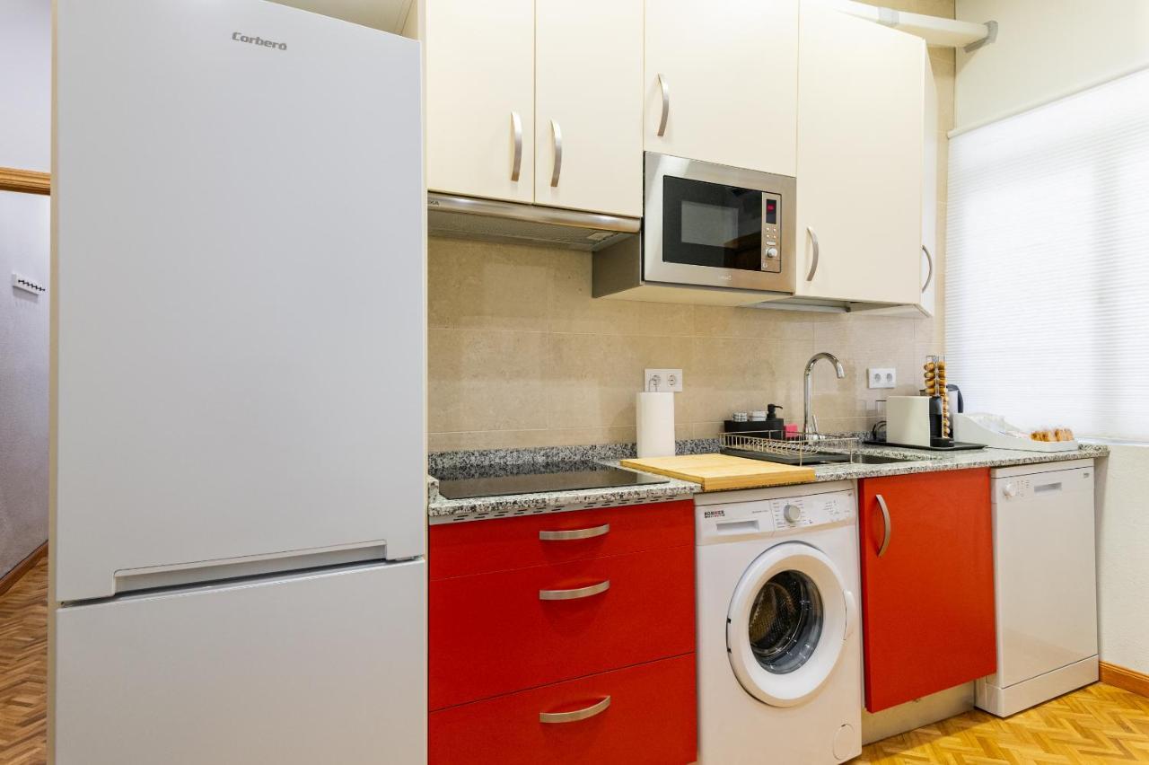Centrico Apartamento Con 3 Banos En Puerta Del Sol Y Atocha Madrid Exteriér fotografie